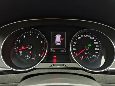 Volkswagen Viloran 2018, 93000 км, за 11315.91 USD - фото 28