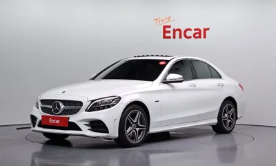 Mercedes-Benz C-Class · 2020 год