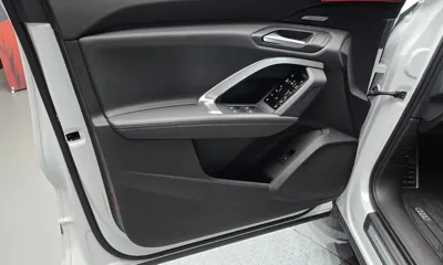 Audi Q5 2025, 22372 км, за 49625.84 USD - фото 24