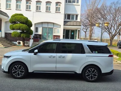 Kia Canival 2021, 74100 км, за 18226.21 USD