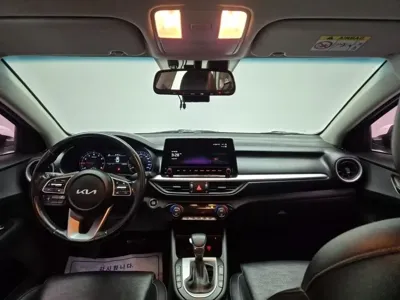 Kia K3 2022, 126054 км, за 7296.42 USD - фото 8
