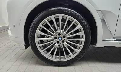 BMW X7 2022, 23573 км, за 56686.79 USD