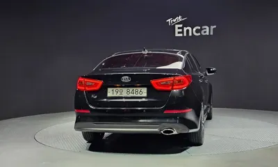 Kia K5 2014, 94764 км, за 4627.18 USD