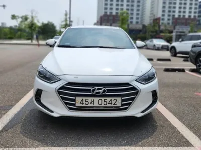 Hyundai Avante · 2016 год
