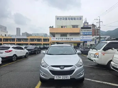 Hyundai Tucson 2012, 138696 км, за 2560.06 USD