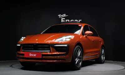 Porsche Macan · 2022 год