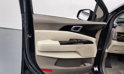 Kia Canival 2021, 154213 км, за 12618.92 USD - фото 25