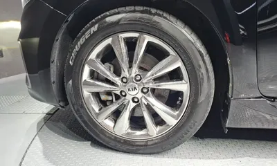 Kia Canival 2020, 122547 км, за 12275.17 USD