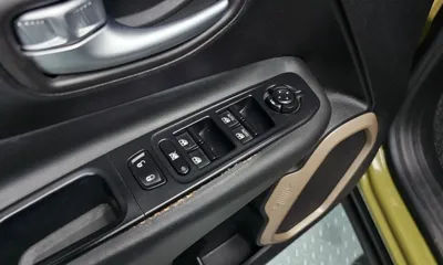 Jeep Renegade 2015, 112707 км, за 4879.01 USD - фото 18
