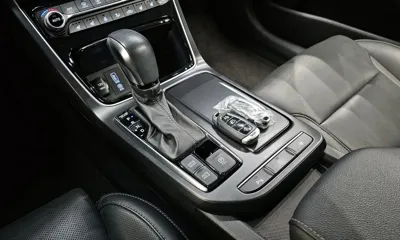 Hyundai Grandeur 2018, 47945 км, за 13551.04 USD - фото 9