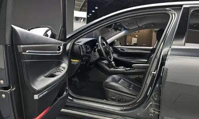 Hyundai Grandeur 2018, 47945 км, за 13551.04 USD - фото 10
