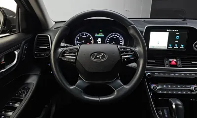 Hyundai Grandeur 2018, 47945 км, за 13551.04 USD - фото 13