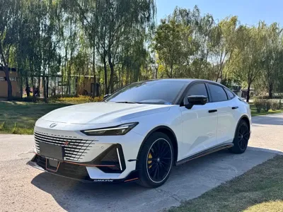 Changan UNI-V · 2022 год