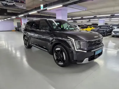 Kia EV9 · 2024 год