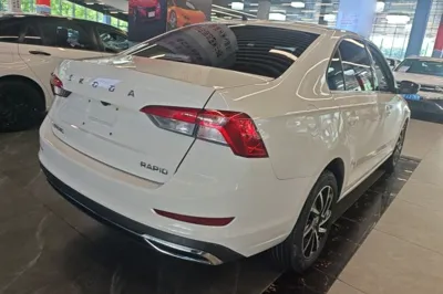 Skoda Rapid 2020, 81700 км, за 8227 USD - фото 6