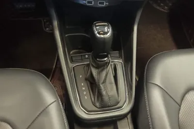 Skoda Rapid 2020, 81700 км, за 8227 USD - фото 16
