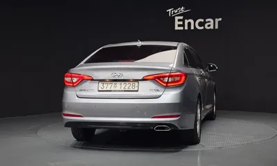 Hyundai Sonata 2016, 82696 км, за 5710.91 USD