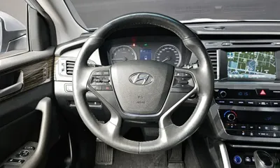 Hyundai Sonata 2016, 82696 км, за 5710.91 USD - фото 12