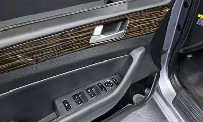 Hyundai Sonata 2016, 82696 км, за 5710.91 USD - фото 17