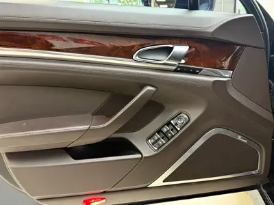 Porsche Panamera 2012, 54000 км, за 58642.33 USD