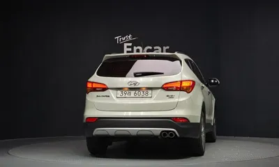 Hyundai Santafe 2015, 183679 км, за 4955.4 USD