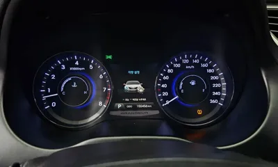 Hyundai Grandeur 2014, 155456 км, за 3875.46 USD - фото 8
