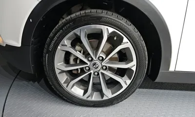 KG_Mobility_Ssangyong TIBOLI 2017, 127033 км, за 3835.4 USD