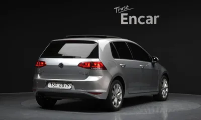 Volkswagen Golf 2014, 144659 км, за 5616.12 USD