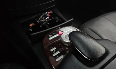 Mercedes-Benz S-Class 2008, 54764 км, за 10510.32 USD - фото 30