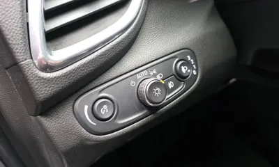 ChevroletGMDaewoo Trax 2018, 79213 км, за 5400.65 USD - фото 18