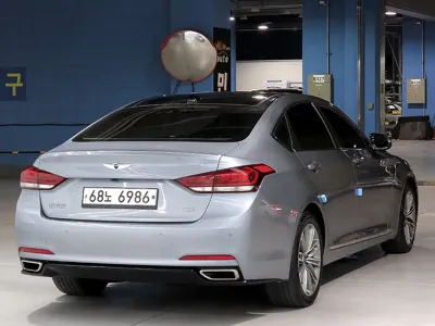 Hyundai Genesis 2014, 200292 км, за 4948.88 USD