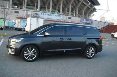 Kia Canival 2019, 148543 км, за 8467.9 USD