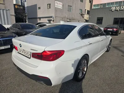 BMW 5-Series 2018, 121000 км, за 15938.08 USD - фото 6