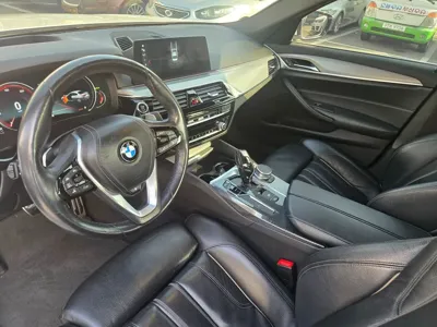 BMW 5-Series 2018, 121000 км, за 15938.08 USD - фото 13