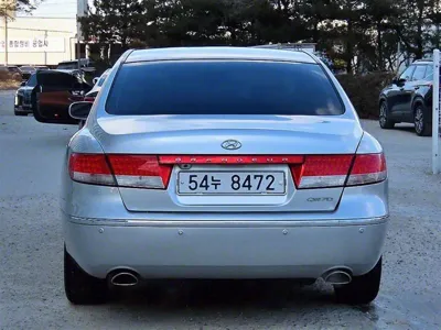 Hyundai Grandeur 2009, 160509 км, за 1301.07 USD