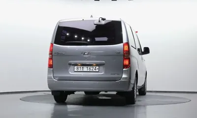 Hyundai Starex 2018, 93162 км, за 9183.41 USD