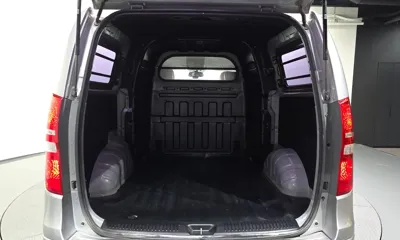 Hyundai Starex 2018, 93162 км, за 9183.41 USD - фото 20