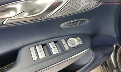 Genesis GV70 2022, 105644 км, за 20999.08 USD - фото 30