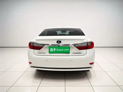 Lexus ES 2016, 98400 км, за 15464.83 USD