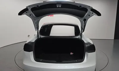 Tesla Model 3 2024, 52078 км, за 32324.19 USD - фото 20