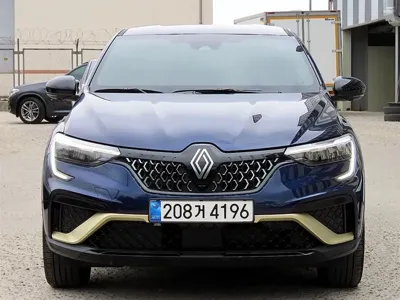 Renault-KoreaSamsung Arkana · 2025 год