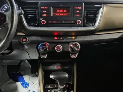 Kia Stonic 2018, 116769 км, за 4551.67 USD - фото 15
