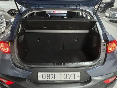 Kia Stonic 2018, 116769 км, за 4551.67 USD - фото 18