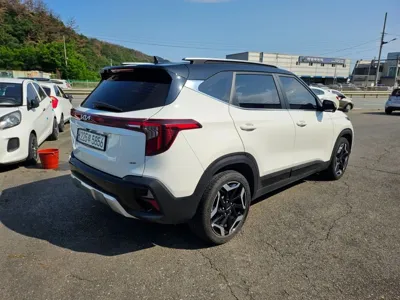 Kia Seltos 2023, 34190 км, за 18373.38 USD