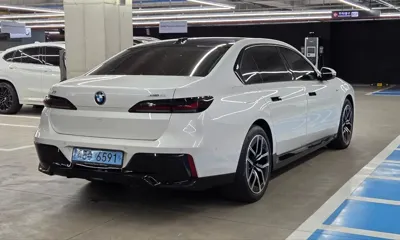 BMW i7 2023, 40329 км, за 75861.14 USD