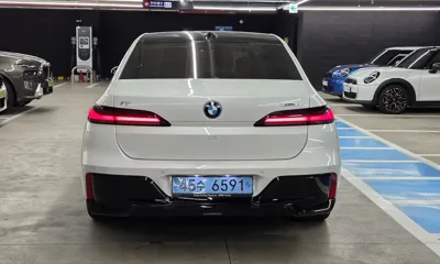 BMW i7 2023, 40329 км, за 75861.14 USD