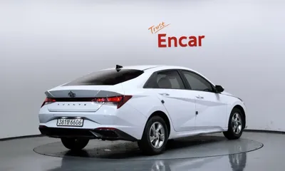 Hyundai Avante 2021, 142842 км, за 7481.93 USD