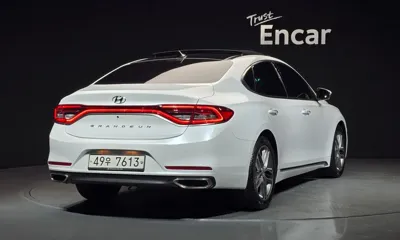 Hyundai Grandeur 2018, 57336 км, за 10416.94 USD