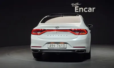 Hyundai Grandeur 2018, 57336 км, за 10416.94 USD
