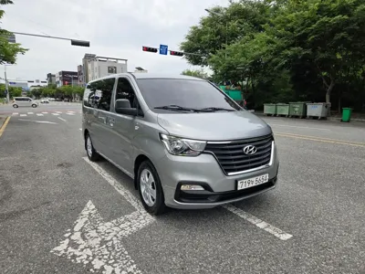 Hyundai Starex 2020, 104360 км, за 12230.04 USD